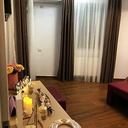 Lotus Mamaia