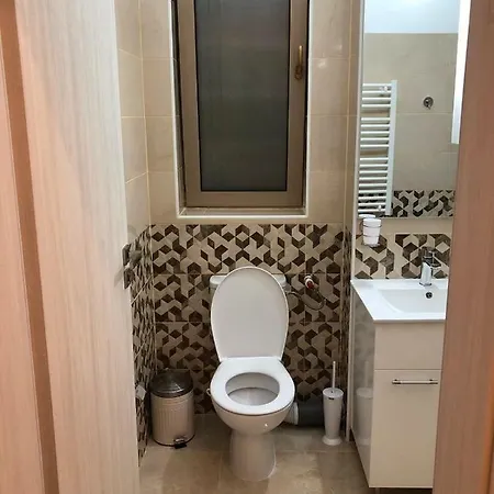 Lotus Apartment Mamaia